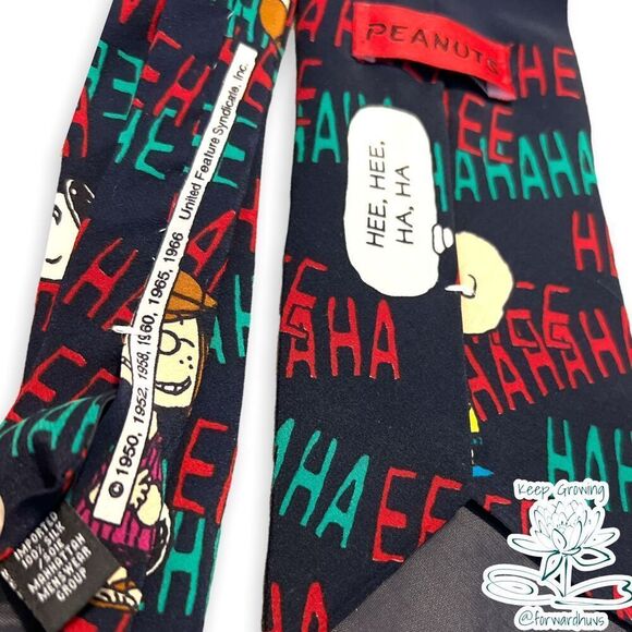 Peanuts Charlie Brown Characters Funny Tie - Picture 5 of 6